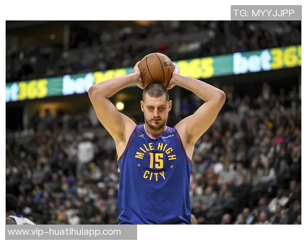 约基奇首节拼尽全力三分球命中率高但球队正负值惨淡显示困境